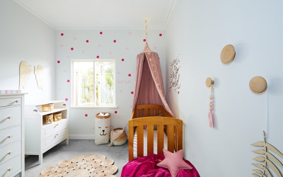 ROOMTOUR : ISLA’S DREAMY AND ANGELIC GIRL NURSERY