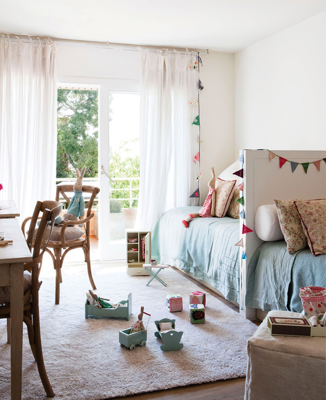 shared kidsrooms without bunkbeds