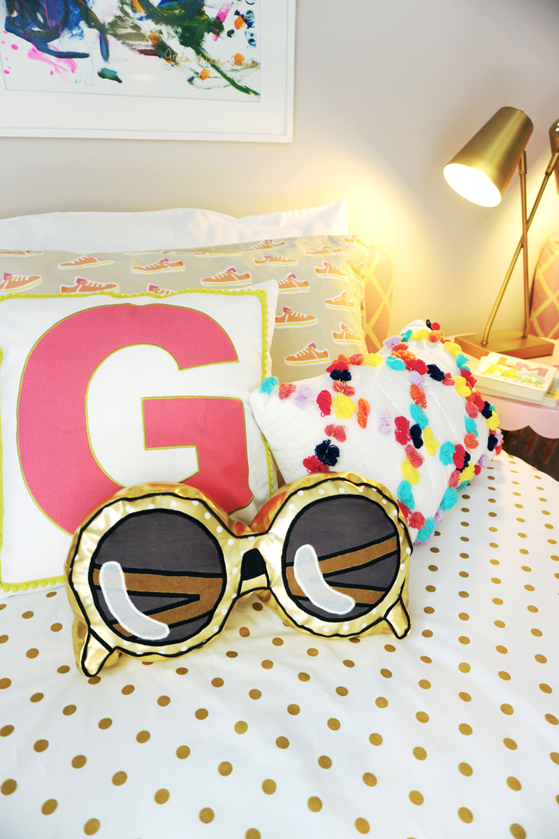 youtful nest girlsoom