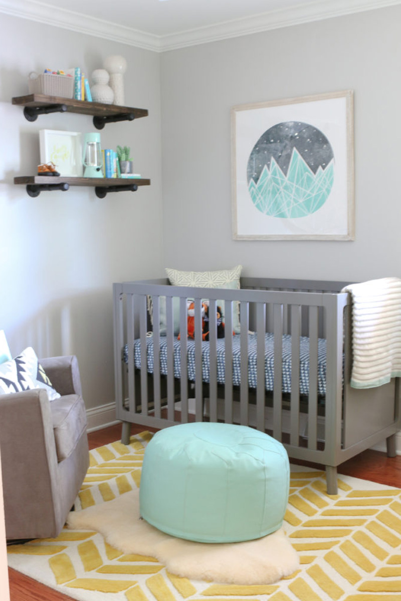 nursery with mintgreen