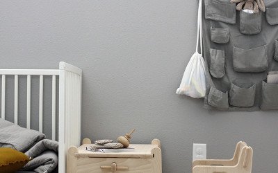 NATURAL WOOD FURNITURE IN KIDS’ ROOMS