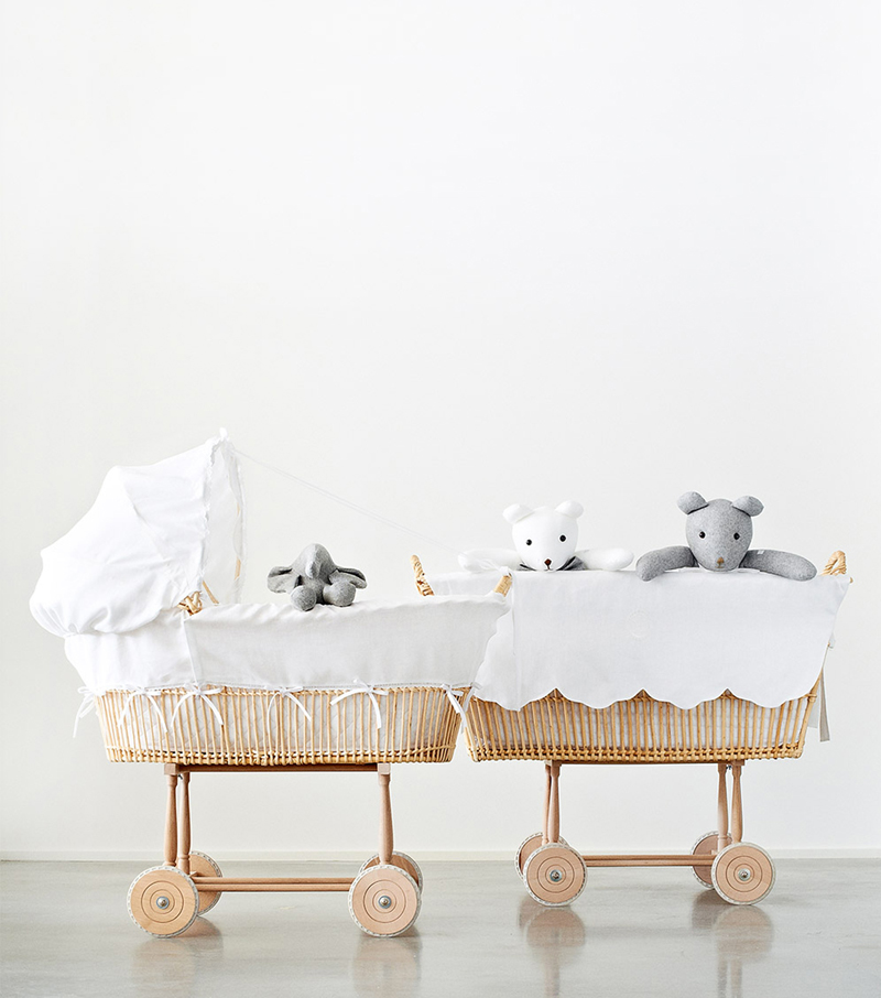 cot with wheels