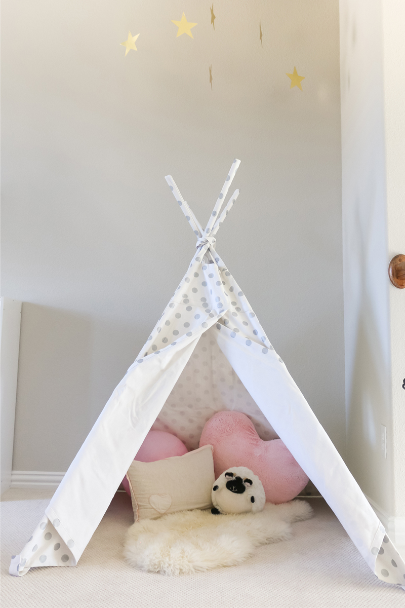 teepee in playroom