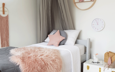 ROOMTOUR : SASKIA’S CUTE ROOM WITH A MID-CENTURY TOUCH