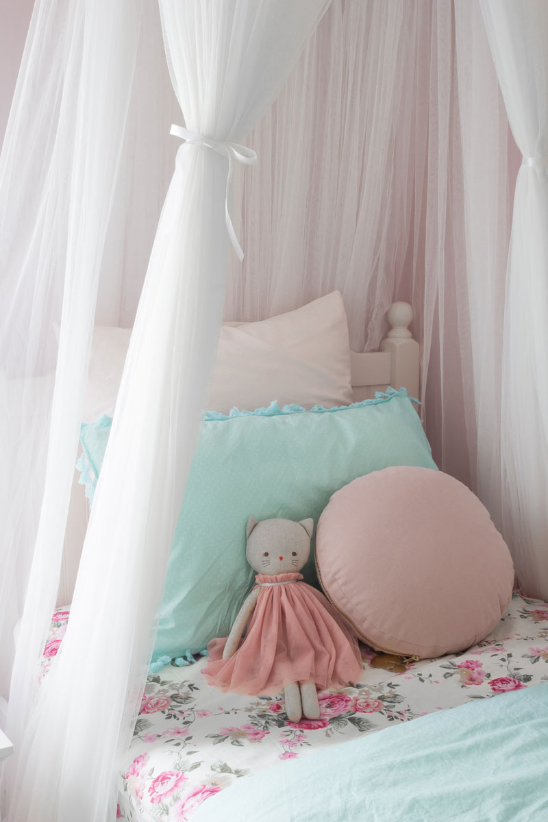 cosy cushions for girl's room