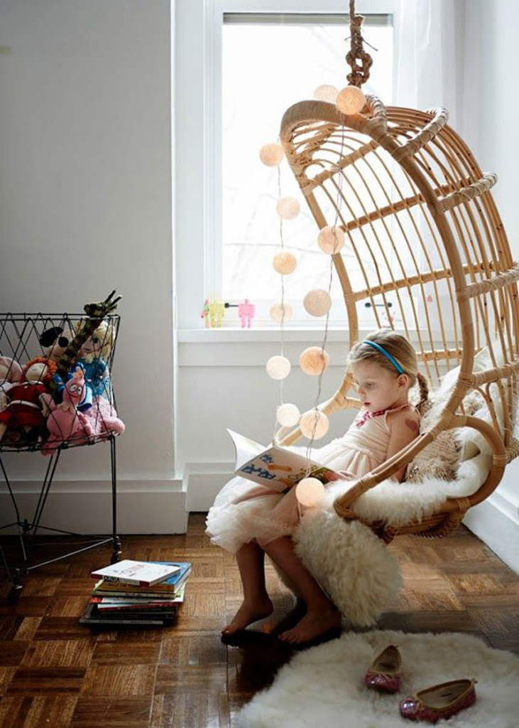 Designing a Cosy Reading Nook for the Kid's Room