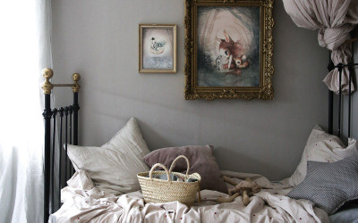 ROOMTOUR : JULIE’S VINTAGE BEDROOM – PETITE IN SIZE BUT HUGE IN STYLE