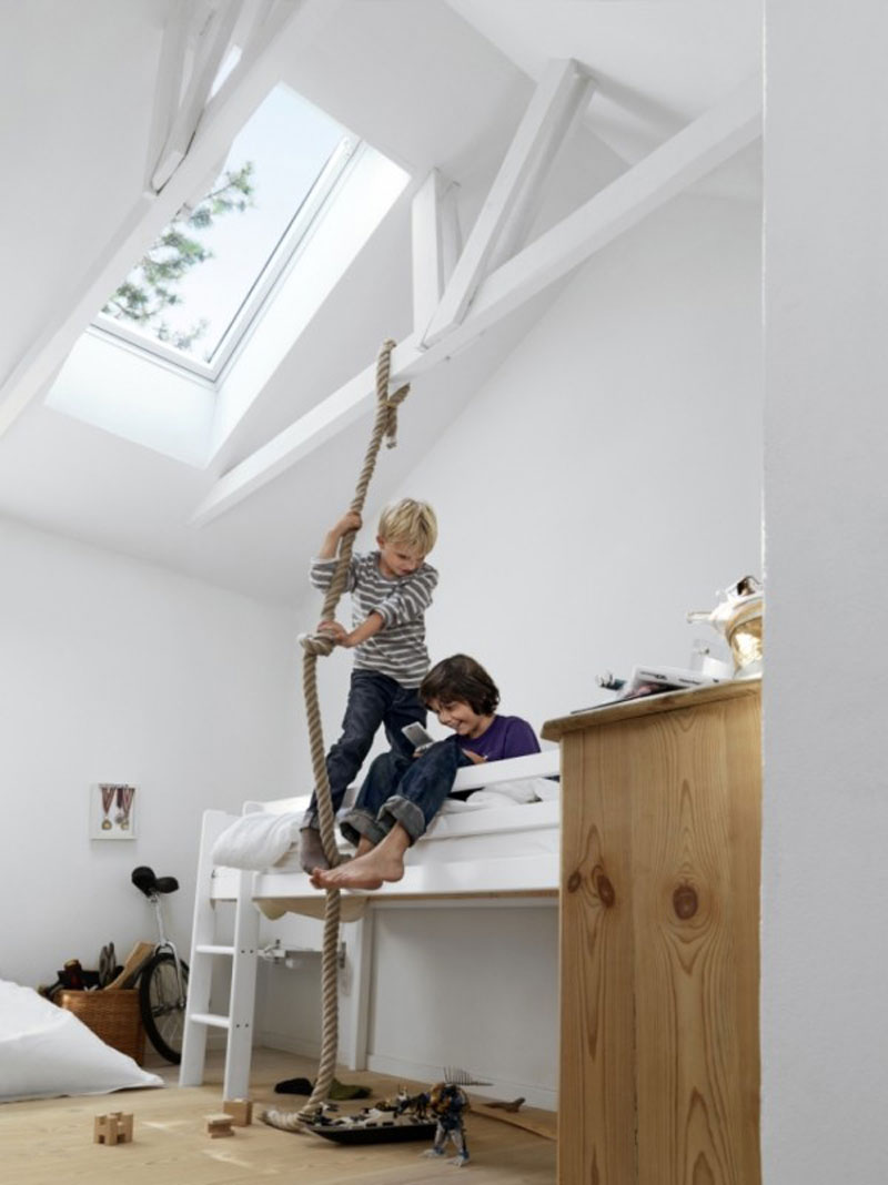 hanging a rope in a kid's room