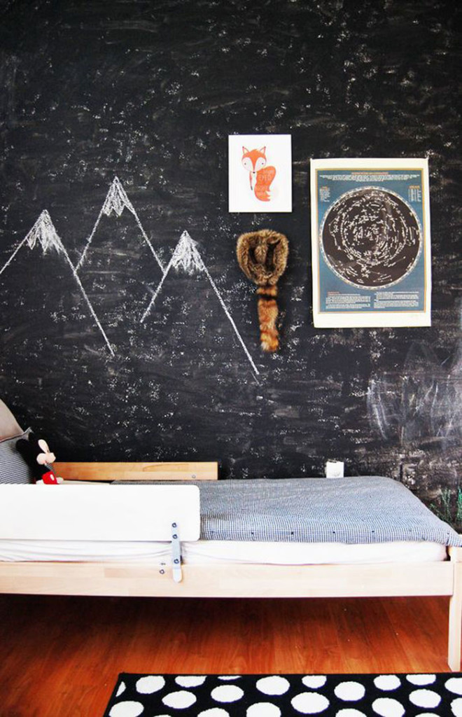 Kids' Rooms with Chalkboard Walls by Kids Interiors