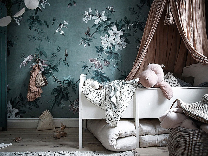 Chic Florals in Girls' Rooms - by Kids Interiors