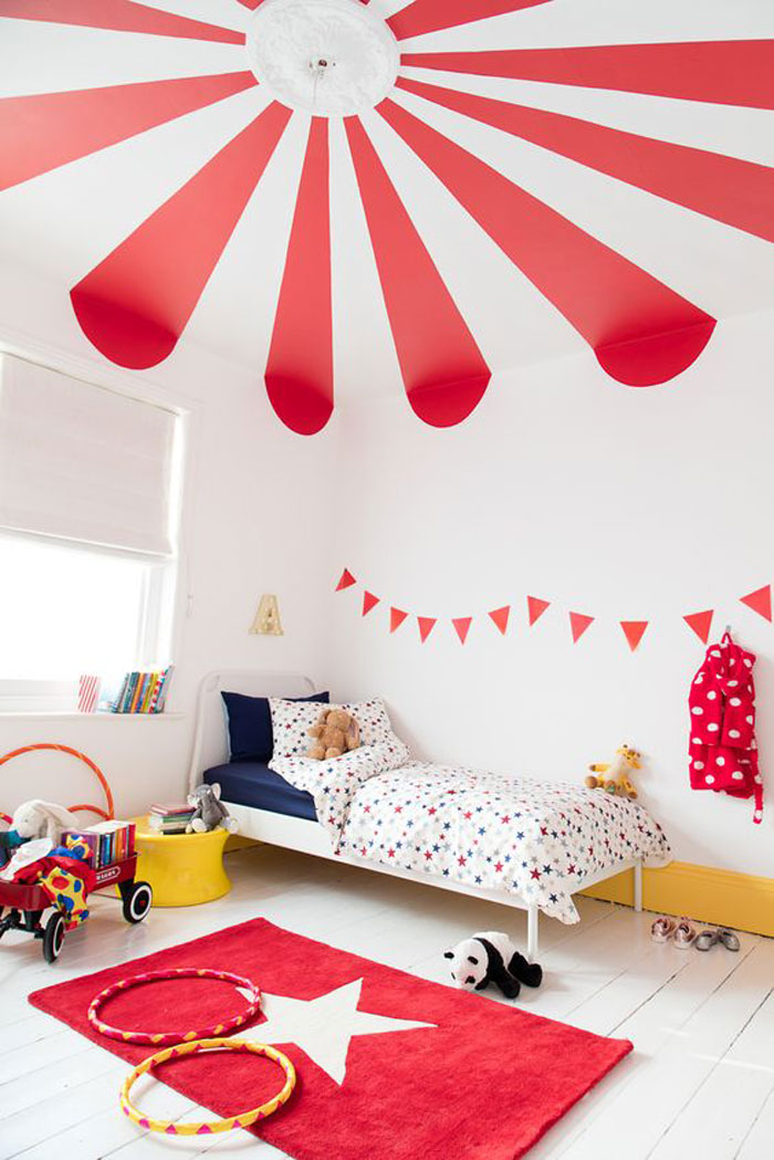 circus themed kid's room