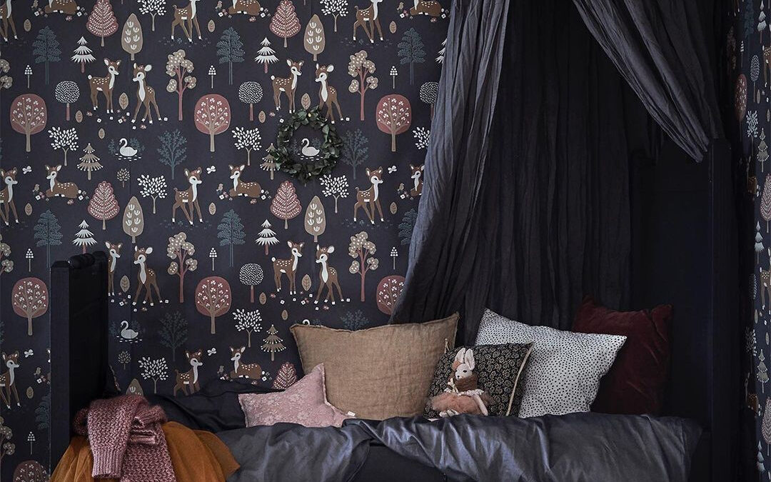 DARK AND MOODY KIDS’ ROOMS FULL OF CHARM