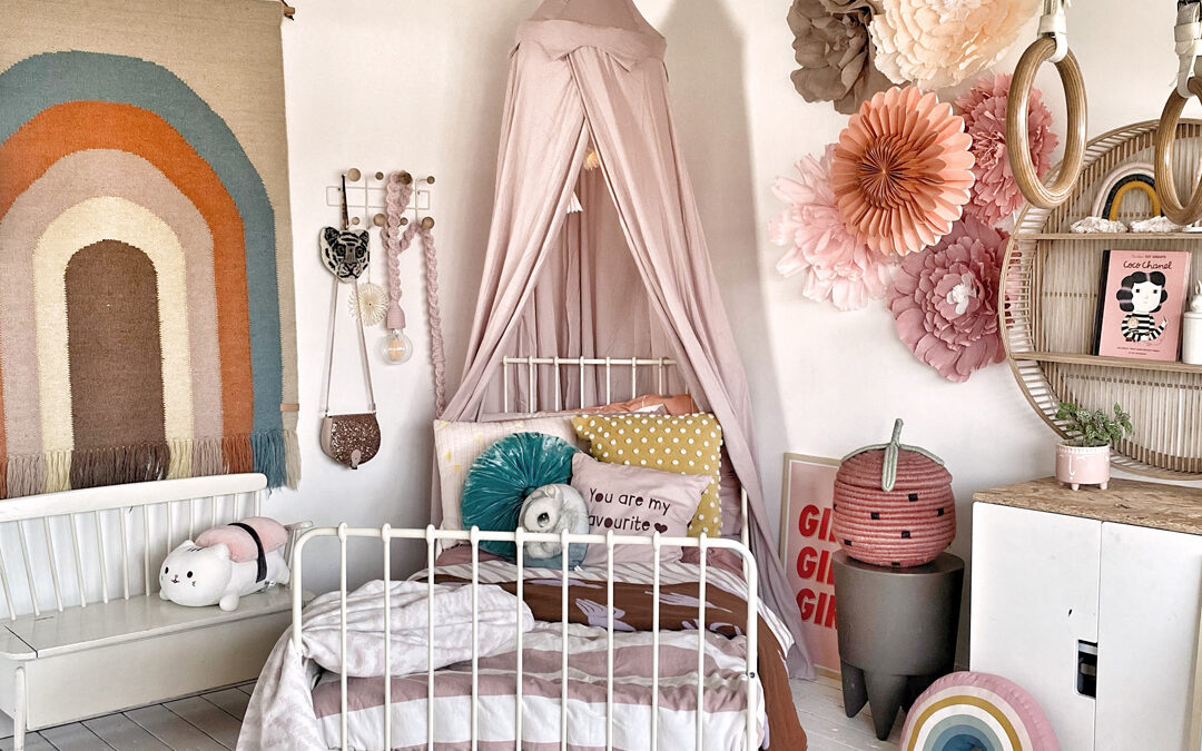 AMELIE’S FEISTY AND FEMININE GIRL’S ROOM WITH SASS