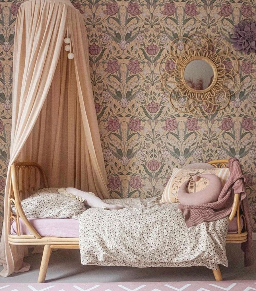 THE FLORAL WALLPAPER TREND IN GIRLS' ROOMS - Kids Interiors